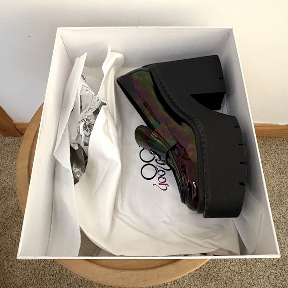 New Jimmy Choo x Sailor Moon Iridescent Luna Loafer Mary Jane - Picture 13 of 16